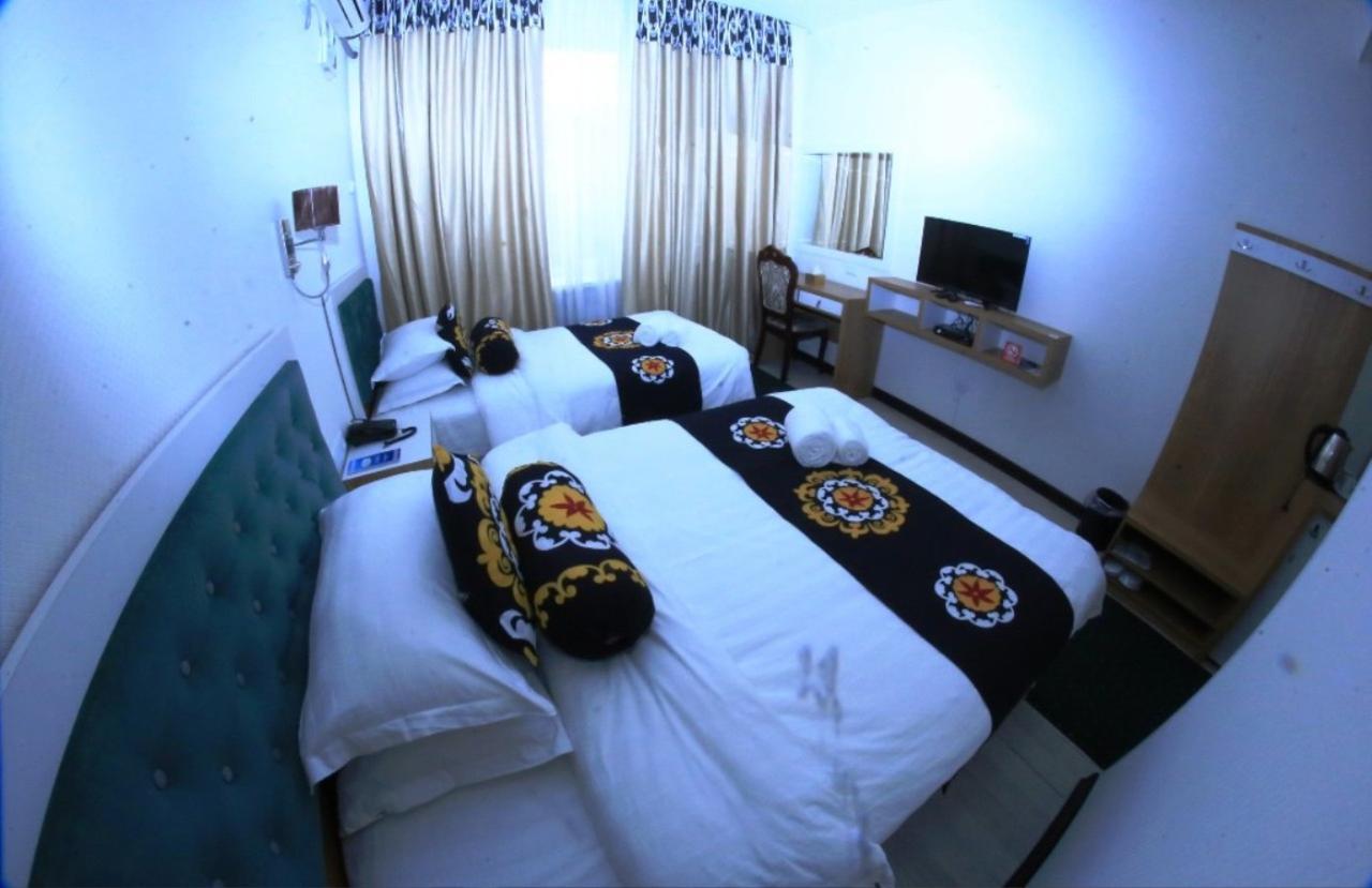 Rohat Hotel Douchanbé Extérieur photo